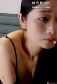 极品173大长腿小少妇，【missyueyue】家中约炮大叔，屁股圆又大，小森林较为茂密，情趣装！(v)