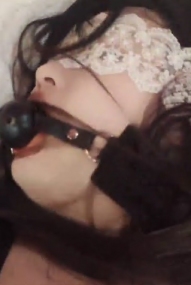 口塞+绑手,初次调教嫂子(v)