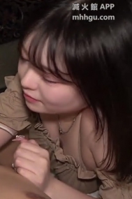 21歳Gカップの二人からオイルマッサージ 「入れたいですか？」FC2PPV-4592655(v)