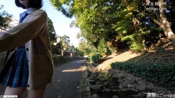 (1)完全顔出し県.3 超スジパイパン10 リアル青チェでスジ丸出し露出お散歩から河川敷で顔射 中出し後は再注入後お掃除フェラ FC2PPV-4612759