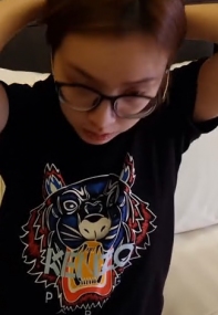 原创素人自拍，眼镜露脸学生妹，一镜到底4K拍摄，羞涩被肏口爆出货，全程国语对话