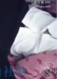 女儿午睡中，我趁家里没人，尽情释放了一次