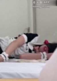 双马尾极品萝莉女友，女仆装性爱，白虎粉穴特别耐操