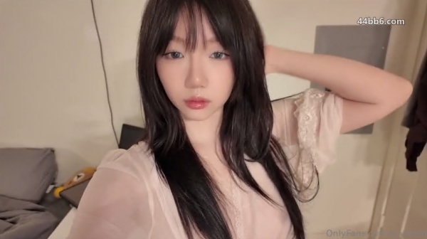 女神级，纯欲高潮脸混血福利姬【aryminh】露脸性爱，口活技术一流，小母狗属性拉满