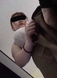 懵懂无知，梦想中的女沦为变态大叔的猎物 FC2PPV-4664359