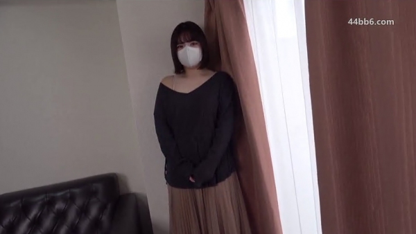 (1)前体育女选手是性欲旺盛的结婚两年的31岁可爱人妻！喜欢羞耻的她内裤湿透 FC2PPV-4674306