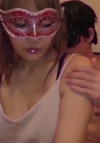 34岁人妻用丈夫以外的肉棒让成熟的裸体升天，“这就是女人的快乐啊 FC2PPV-4675293