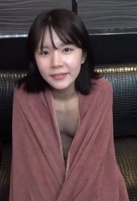 (2)SSS级女神 已经无需言语形容的顶级美女！为了让渚酱怀孕，总共2部作品中进行了4次内射 FC2PPV-4679178