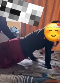 顶级淫妻博主 极品骚妻，大白天拉开窗帘，阳光下啪啪好刺激