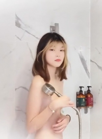 私人健身教练，约炮大神【黑杰克】无套内射，19岁淡江大学露脸正妹