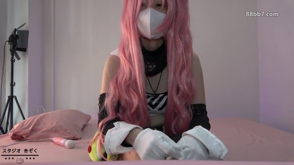 全妮黛公主抱挑战！？天然G杯胸推～首次参与的处男3P FC2PPV-4687856