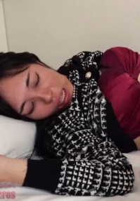 丈夫完全控制不住哈哈！结婚20年以上的40代主妇痛苦高潮连连！身材出众的人妻疯狂扭动 FC2PPV-4699805