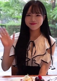 集性感与可爱于一身的极品美女再度登场！渴求激烈性爱的美女，在7人轮番中出し的肉便器企划中被持续填满！FC2PPV-4744027