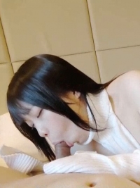 (2)在前作爆红的热门cosplay中，兑现再会承诺♡这次依然轻松生插入＆怀孕中出し！FC2PPV-4755744