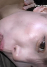 服装店打工的ミキ酱，超带感口交直接射嘴里 FC2PPV-4796248